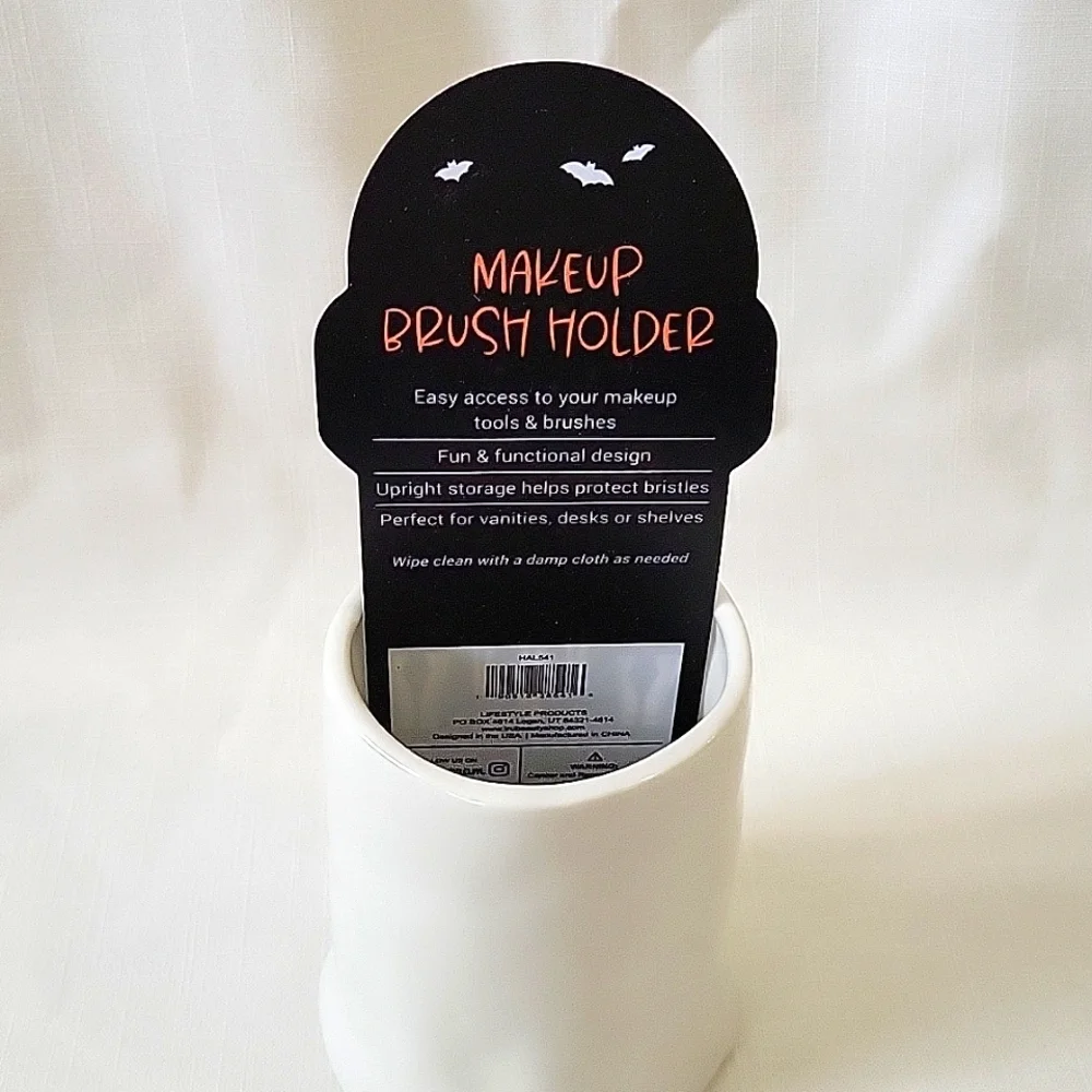Bootiful Ghost Makeup Brush Holder *New Halloween Ghost Holder